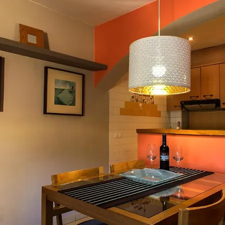 Atico Con Terraza En Graus-Pirineo De Huesca Apartment Exterior photo